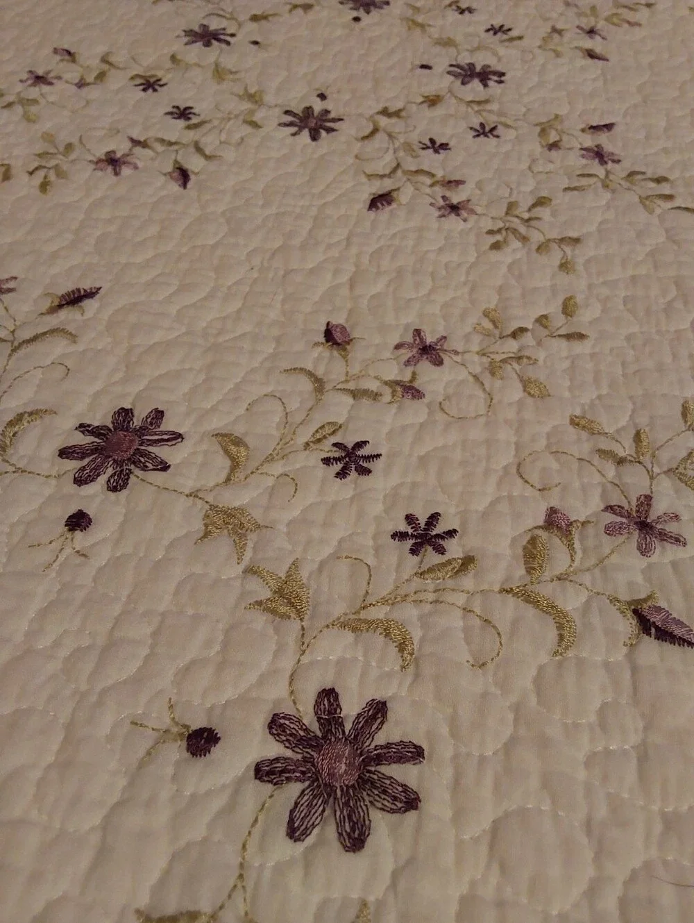 🌺 Like New Hone Classics Floral Patchwork Quilted Bedspread